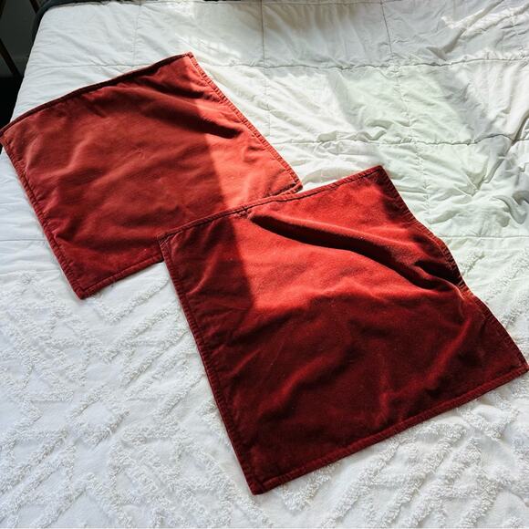 POTTERY BARN Rust Red Burnt Orange Velvet Pillow Case Sham 20" Square Set 2 - Picture 7 of 9